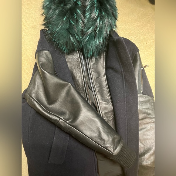 Intuition Paris winter coat - Picture 2 of 10